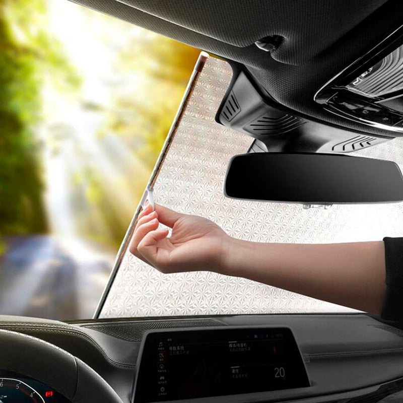 SolarShield UV: Protetor Solar Parabrisa Automotivo produto em uso no carro